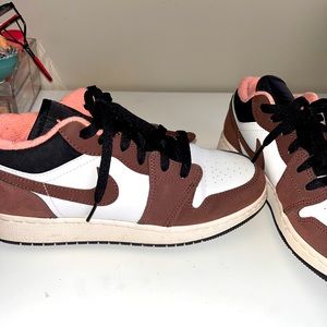 Air Jordan 1 low, Mocha